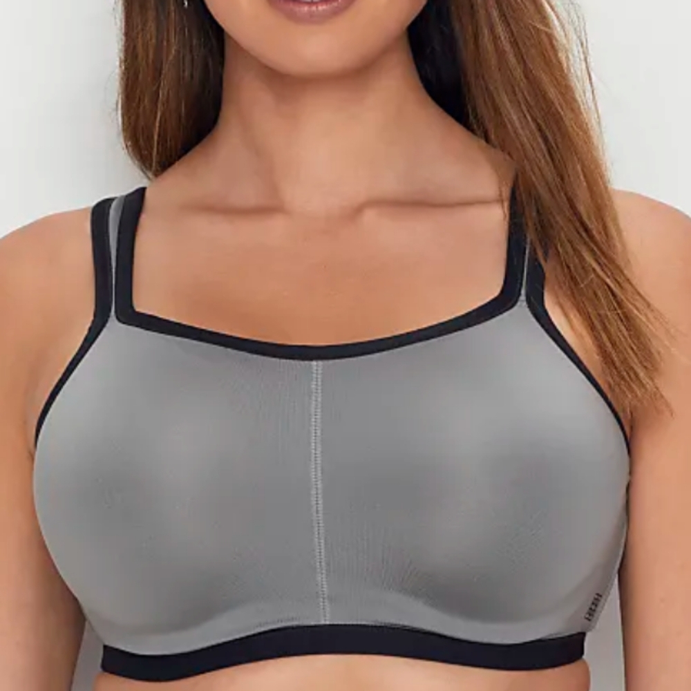 Natori Yogi Underwrite convertible sports bra